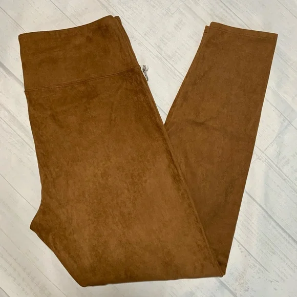 NWT Soft Surroundings Faux Suede Leggings. Size M. - Picture 2 of 10